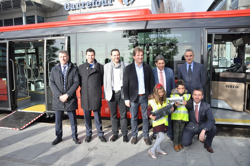 La Emt De Fuenlabrada Presenta Cuatro Autobuses Urbanway