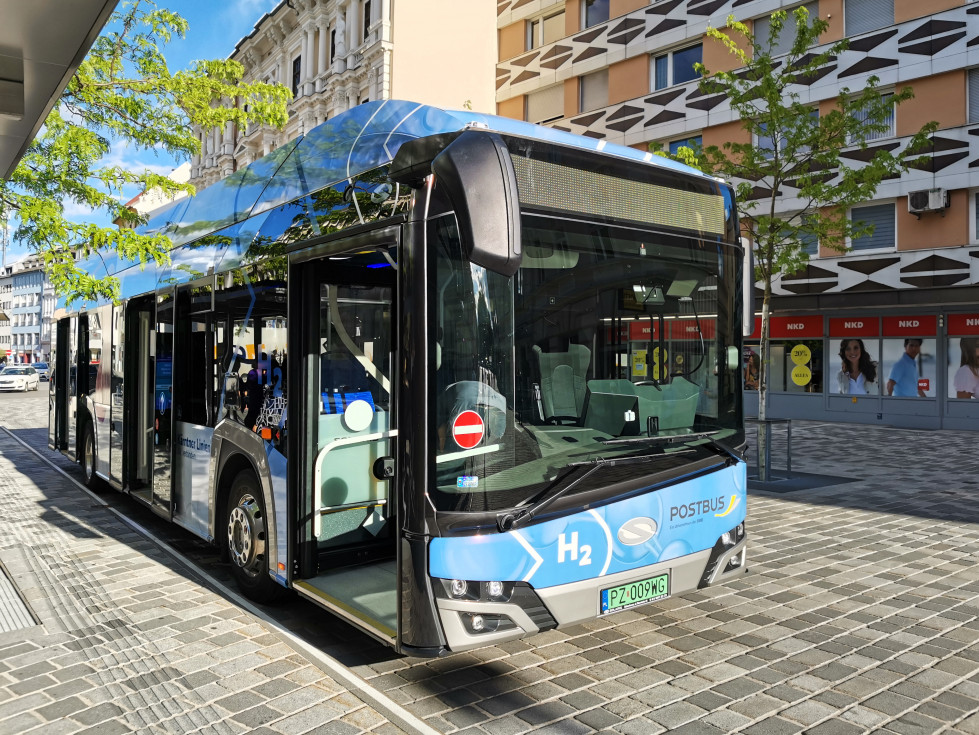 El mayor operador de austria encarga cinco autobuses de hidrogeno a solaris