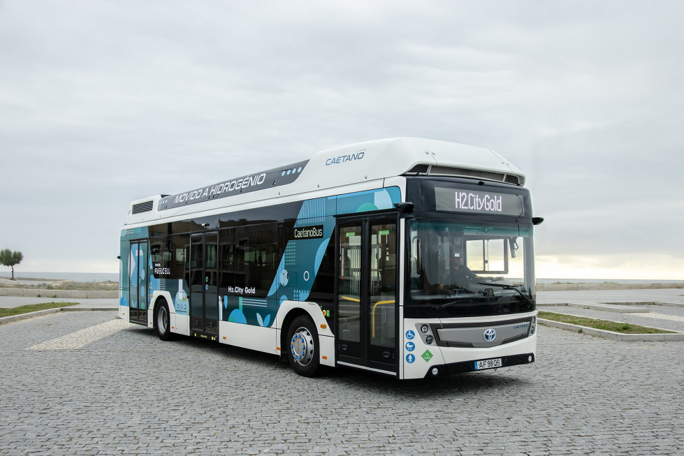 Caetanobus y gp joule se presentan juntos en la feria bus2bus de berlin