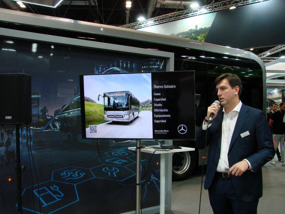 Daimler buses presento sus novedades de producto en fiaa