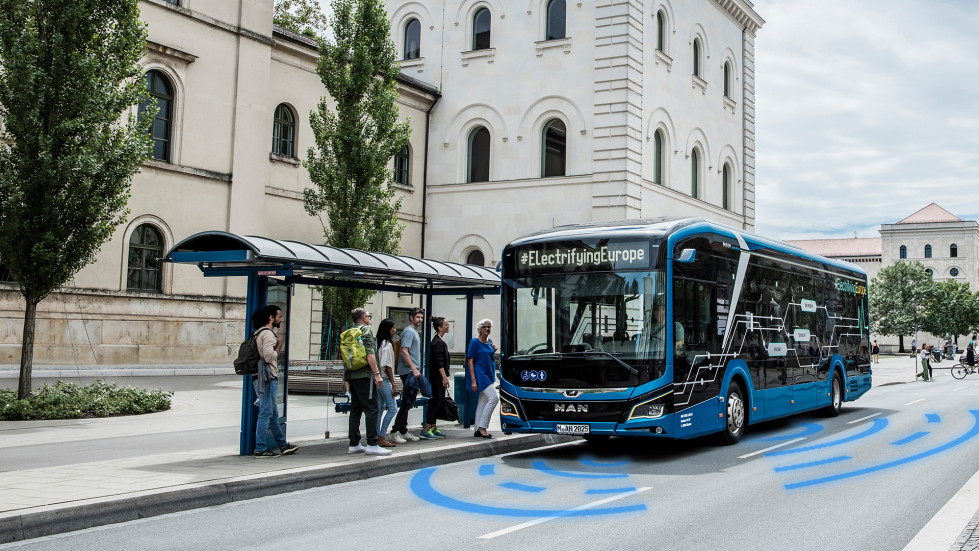 Man sigue avanzando en el uso de autobuses automatizados