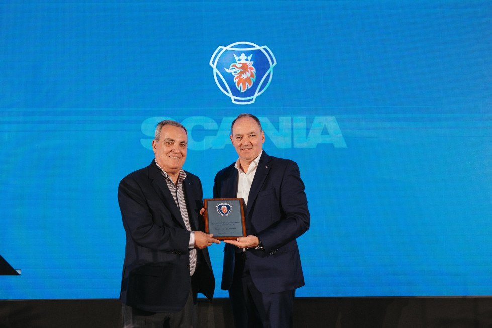 Scalevante inaugura un nuevo centro scania en alicante