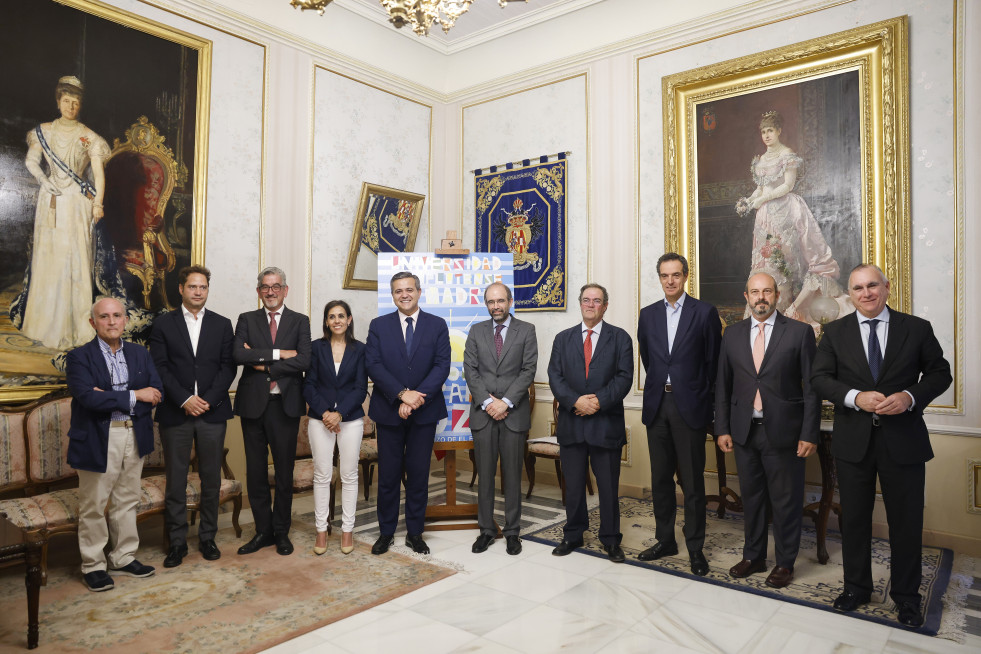 El crtm patrocina una jornada sobre la innovacion del autobus en el transporte publico