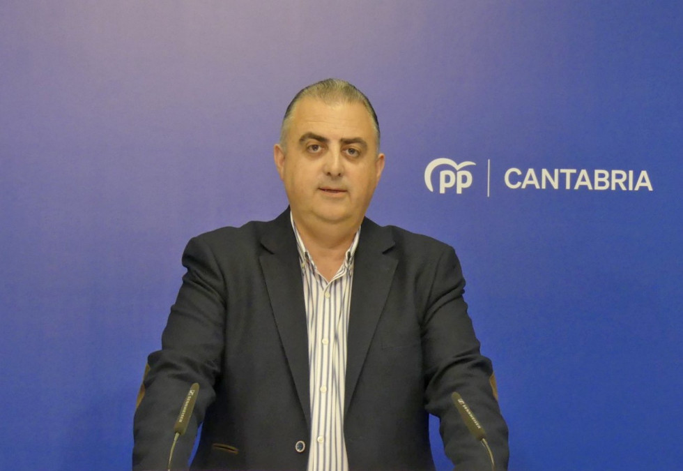 Roberto media es el nuevo consejero de fomento de cantabria