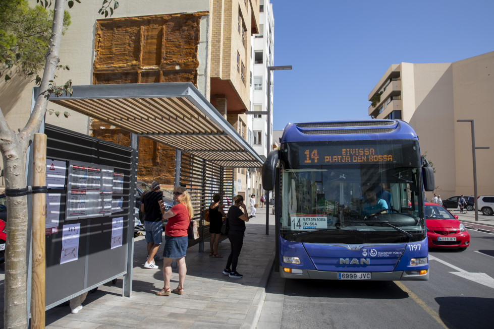 Sale a licitacion el servicio de transporte interurbano de ibiza