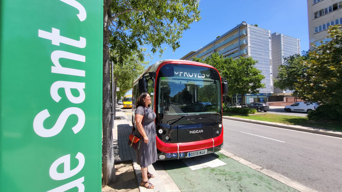 Reus transport prueba el minibus electrico de indcar