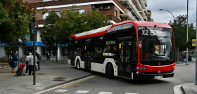 Tmb estrena una linea expres entre el prat y barcelona