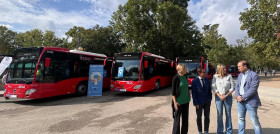 Granada suma a su flota urbana seis autobuses hibridos de mercedes benz