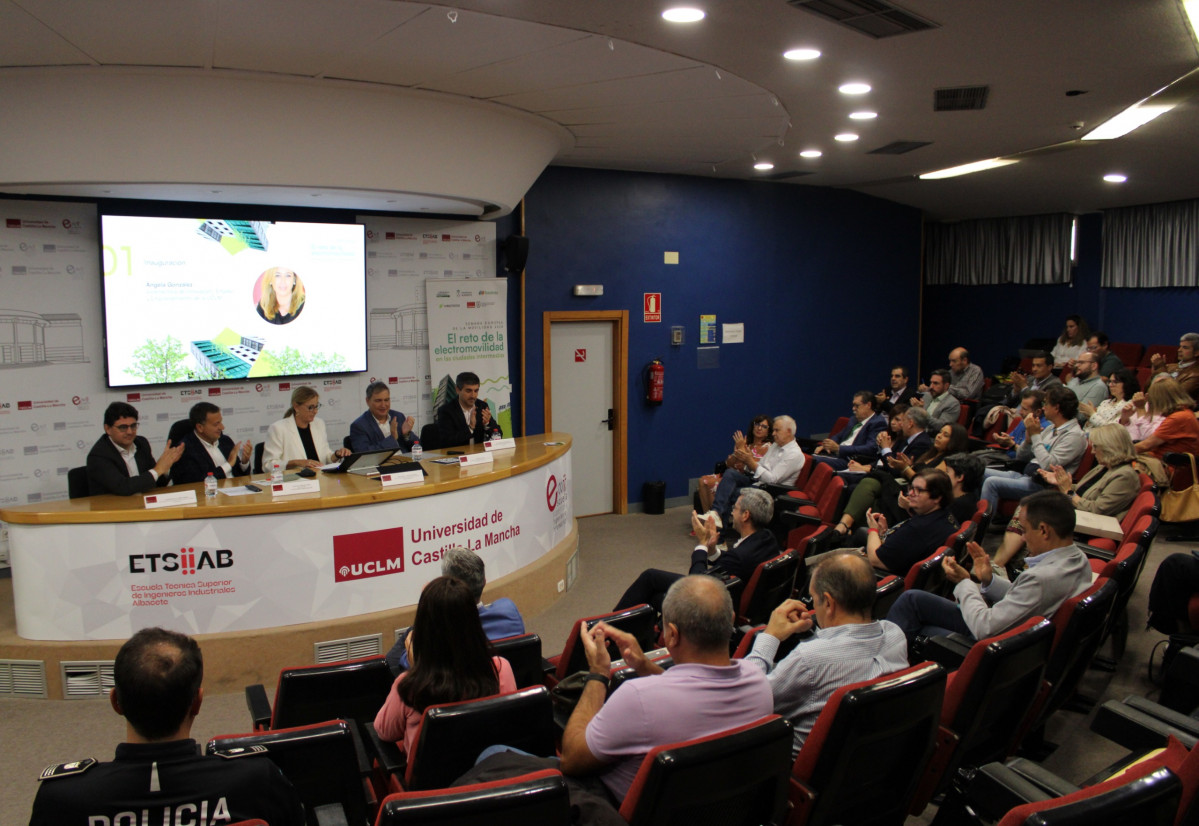 Albacete sustituira los autobuses hibridos por electricos