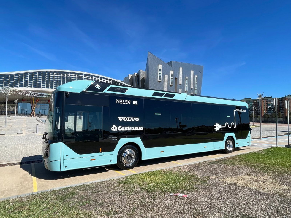 Volvo presento el chasis bzl electrico en el 30 congreso de atuc