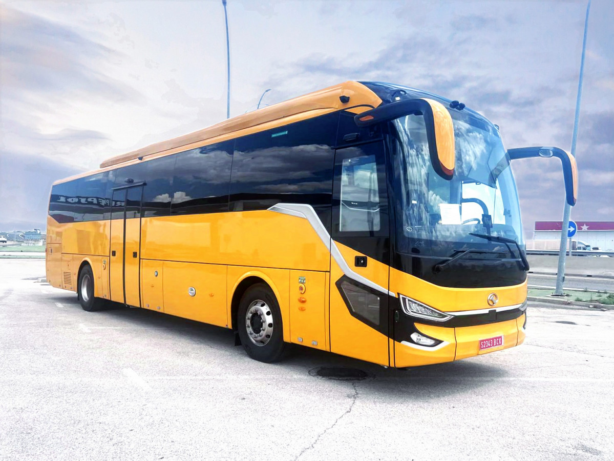 King long presenta el autocar electrico u12 zero en fiaa