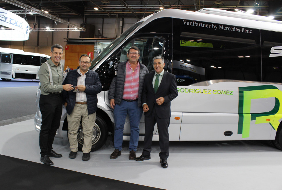 Rodriguez gomez recibe un spica de car bus net