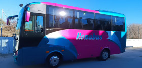 Ronabus estrena un midibus isuzu novo