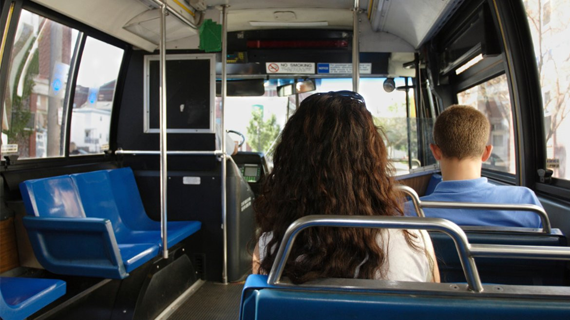 Transportes impulsa un grupo de trabajo de lucha contra la pobreza de transporte