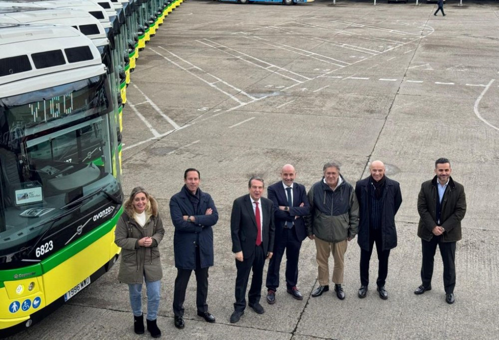 Vitrasa suma a su flota 20 autobuses hibridos de volvo y castrosua