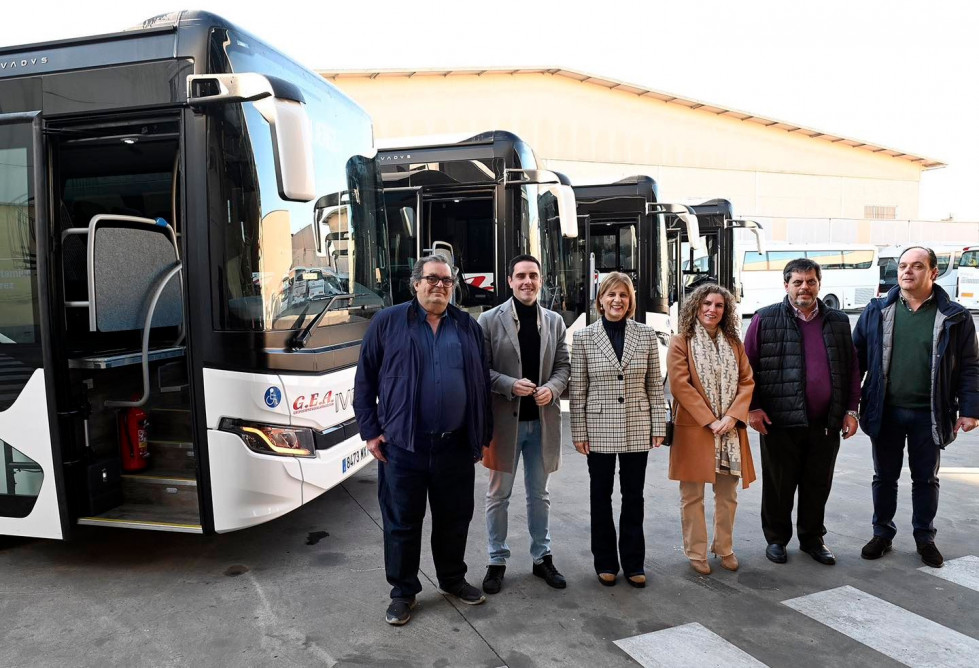 La zona rural de jerez cuenta con cuatro nuevos autobuses iveco