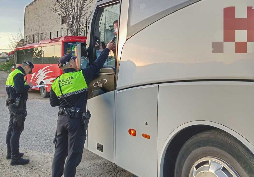 La dgt refuerza los controles de autobuses hasta el 23 de febrero