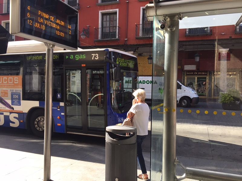 Uno de los autobuses de la flota de Auvasa.