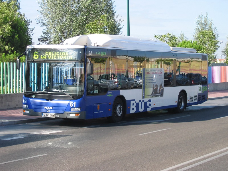 Un autobús de la flota de Auvasa.