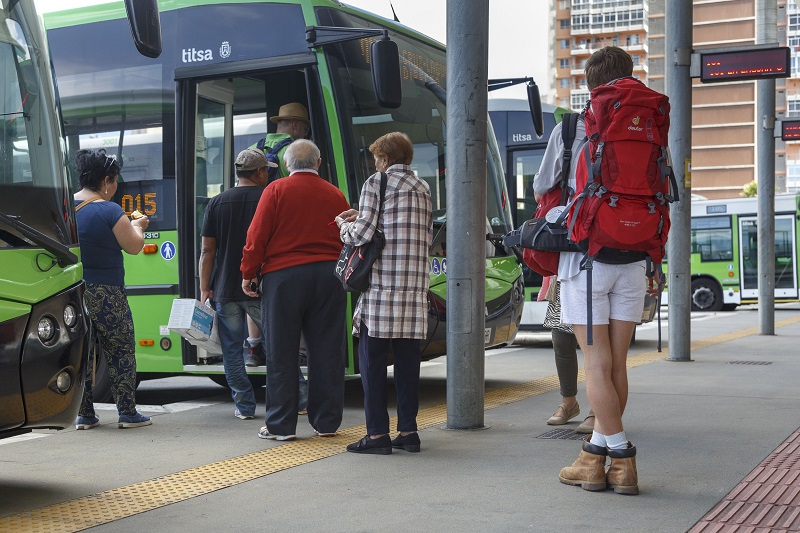 El mayor aumento de clientes se produjo en la zona sur de la isla con un 5,5%.